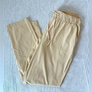 Lululemon Softstreme High Rise Pant- Size 16